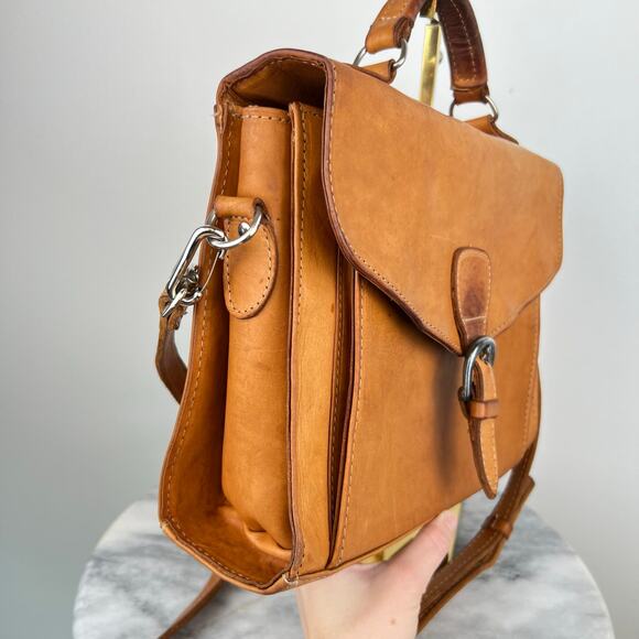 Vintage FORCE TEN Classic Tan Saddle Genuine Leather Satchel Crossbody Bag Purse - Picture 14 of 16